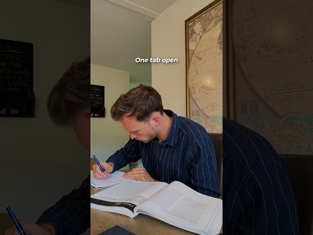 The lock in/ study method