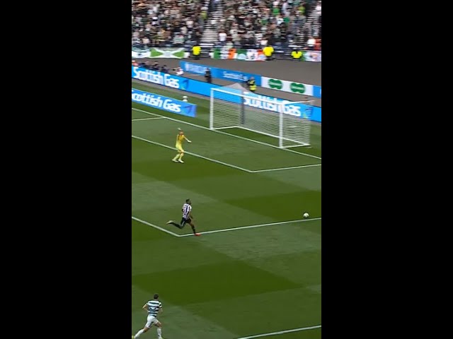 Crazy Goalkeeping in the Semi-Final! 😯