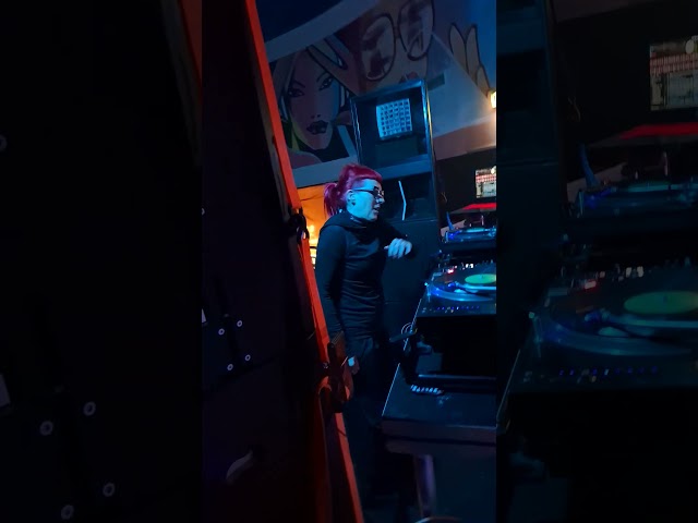 Ravebeesd 4.0 🇳🇱🔥1 Minute of Pure Hardtek