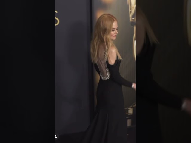 #nicolekidman #hautecouture #blackvelvet #eveningdress  #redcarpet #fashionstyle