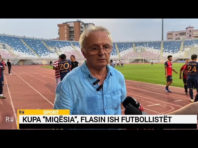 Kupa “Miqësia” në Shkodër, ish-futbollistët ndajnë emocionet dhe kujtimet nga fusha e blertë...