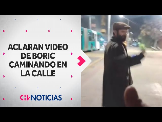 ¿Y LOS ESCOLTAS? Captan a pdte. Boric caminando solo y de noche afuera de estación "fantasma"