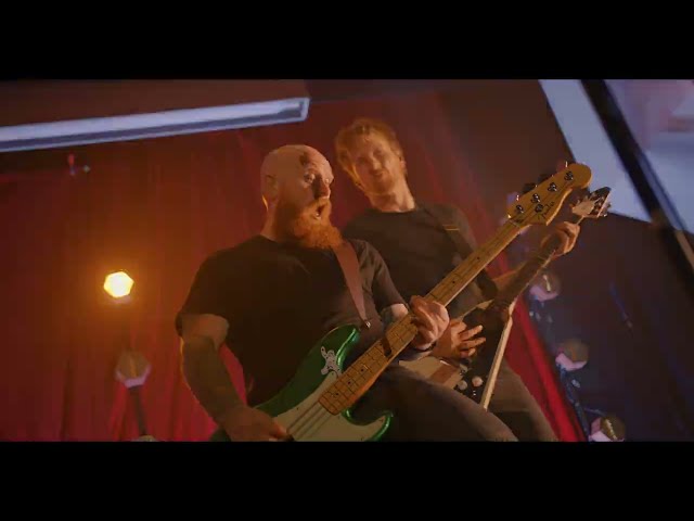 Massive Wagons - Fun While It Lasted (Live) [Official Video]