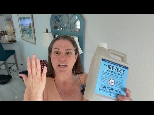 My go-to dish soap refill to clean my dishes!