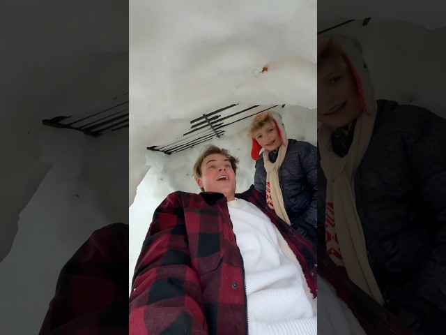 This is what the inside of a snow fort looks like!😱