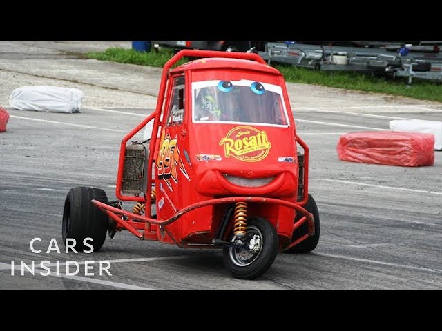 Tiny Three-Wheeled Cargo Vehicle Racing