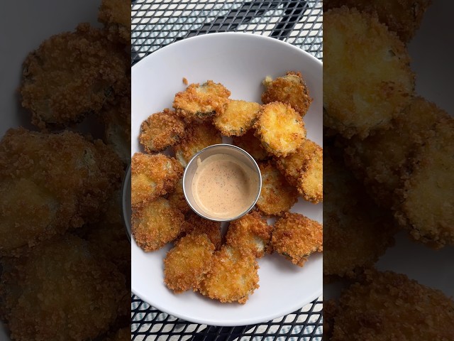 The CRISPIEST fried pickles ever 🤤