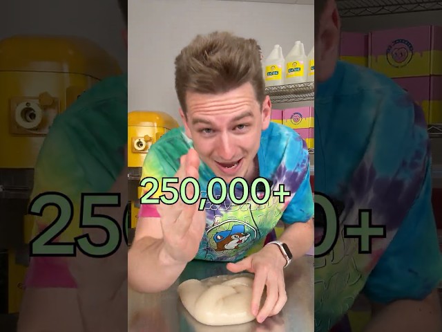 Day 16 of Adding Sand into Slime but the Sand Doubles Every Time