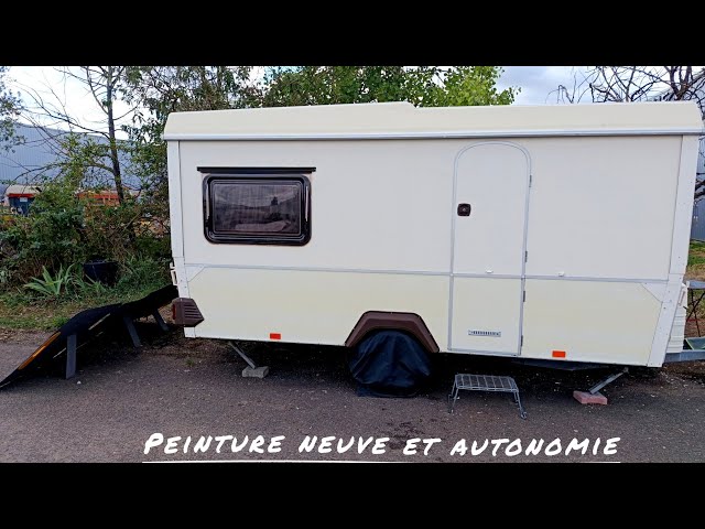 Painting the caravan and off-grid living