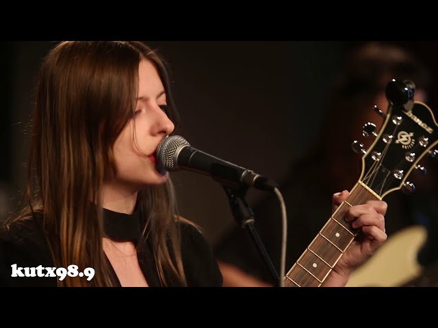 Molly Burch - Wrong For You (Live in KUTX Studio 1A)