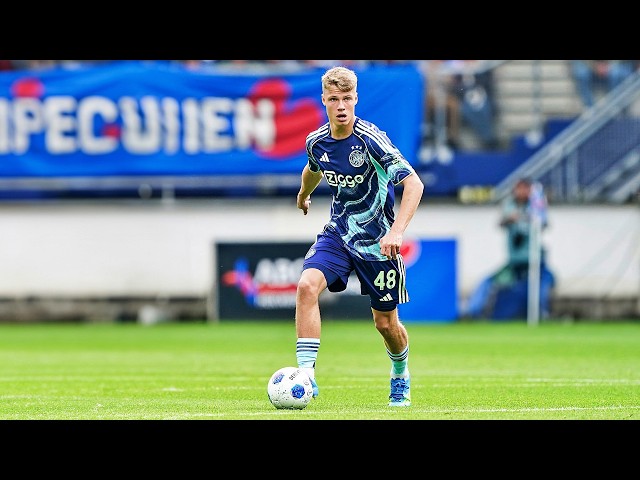Sean Steur Is Building a Path From Ajax Talent to European Star 💫