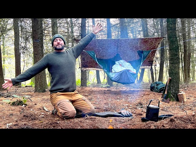 Solo Hammock Camping in Winter |  One Pot Campfire Cooking