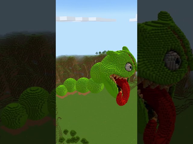 GREEN HUNGRY WORM BUILD IN MINECRAFT #shorts #minecraft #roblox