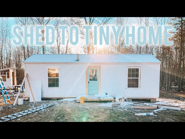 Two Best Friends turn a shed into a TINY HOME + winter off grid problems