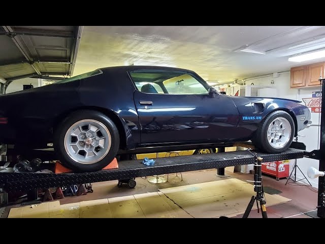 1974 Pontiac 455 Trans Am Detail and Restoration Part 33. Bleeding Brakes.
