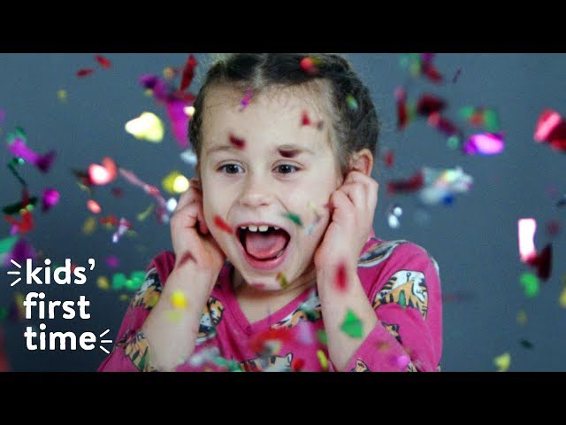 Kids Use Party Poppers & Sparklers for the First Time | HiHo Kids