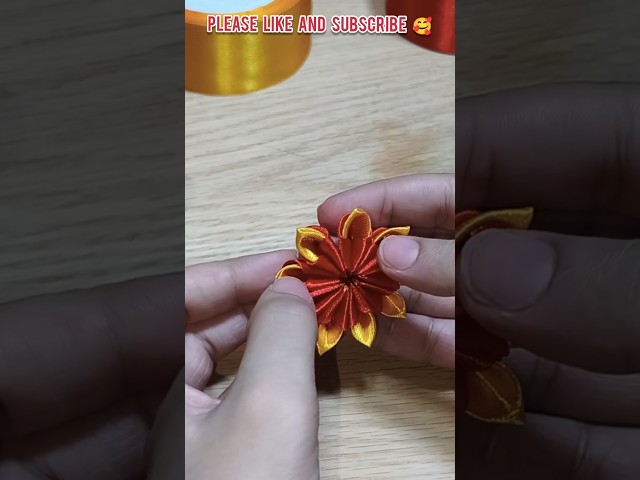 Amazing ribbon flower trick/DIY Satin Ribbon flowers /How to make ribbon Flowers #shorts #craft #diy