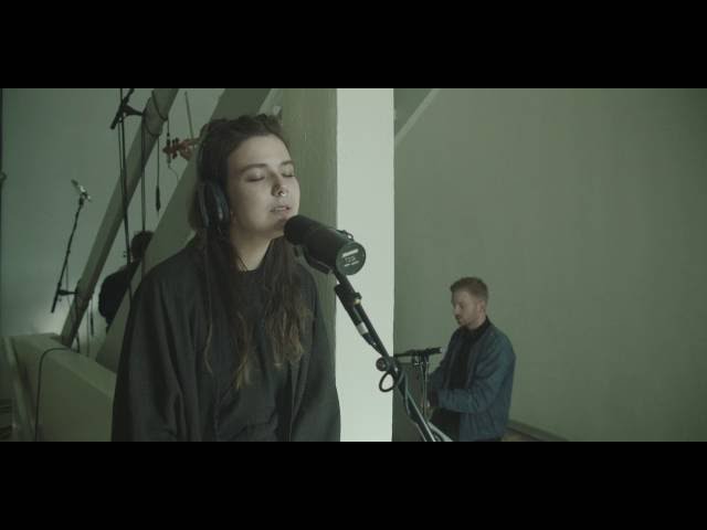 Ólafur Arnalds - Particles feat. Nanna Bryndis Hilmarsdottir