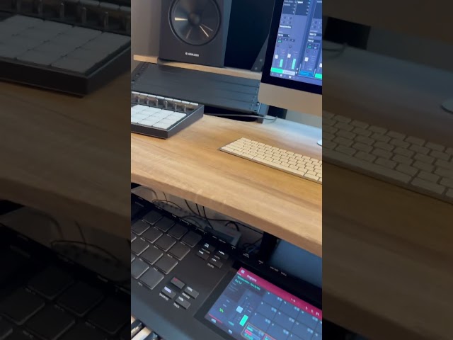 MPC Stems Sample Flip on MPC Key 61