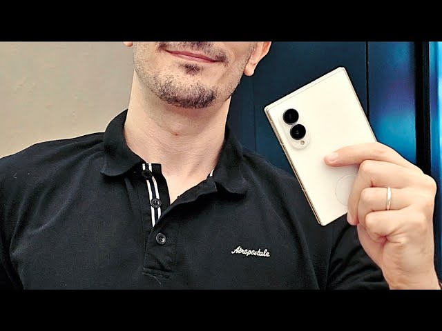 Galaxy Fold 8 Impressions and Camera Test: A Refreshing Change!