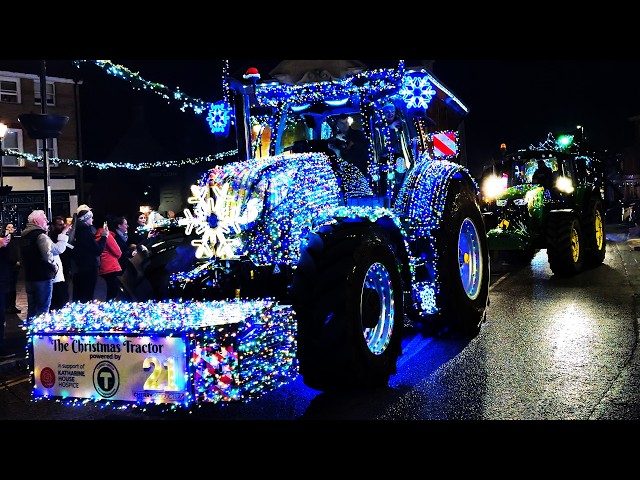 🎄🚜 Christmas Tractor Run 2025 - 2026 | Magical Lights Parade in Brackley