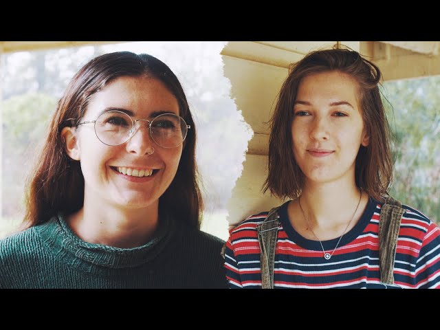 Hollie Col - She Knows [Official Video]