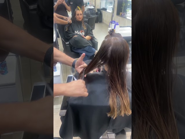 Butterfly 🦋 Haircut Easy Tutorial part 1 #haircut #roundlayers #hairstyle #layerup