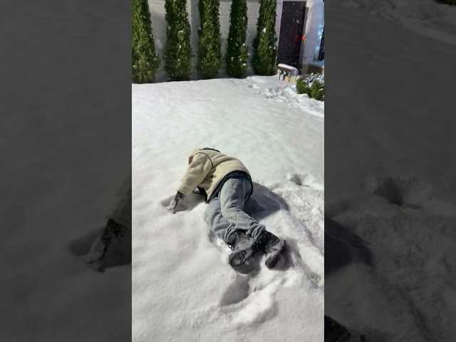 While we still have snow! 🥰