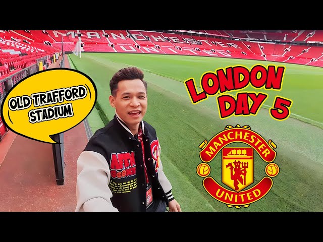 London 2025 #5 - Visit Manchester United's trophy room and walk around Old Trafford