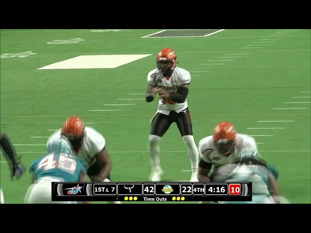 QB Tommy Armstrong OMAHA BEEF HIGHLIGHTS