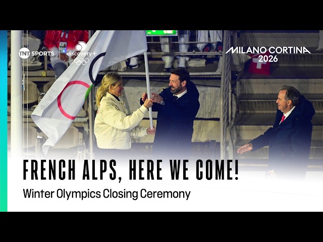 ‘La Marseillaise’ plays as Italy hand over the Olympic flag to France for the next Winter Olympics🤩