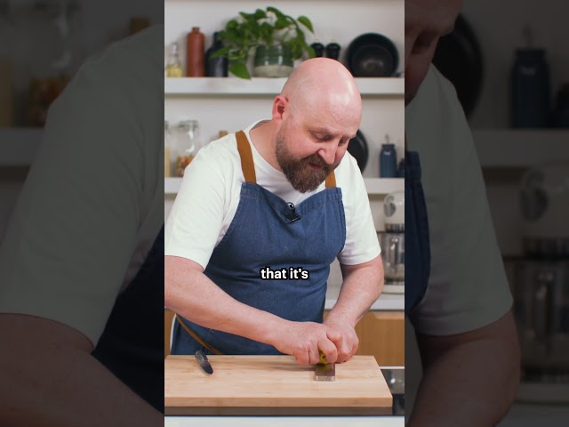 The easiest way to zest a lemon #cooking #tutorial
