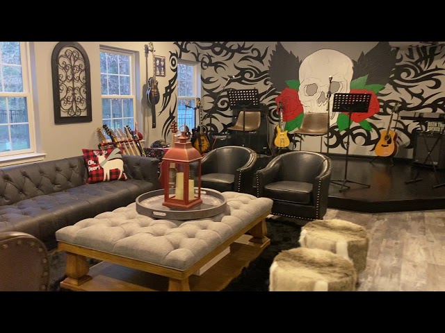Rock 'N' Roll Lounge