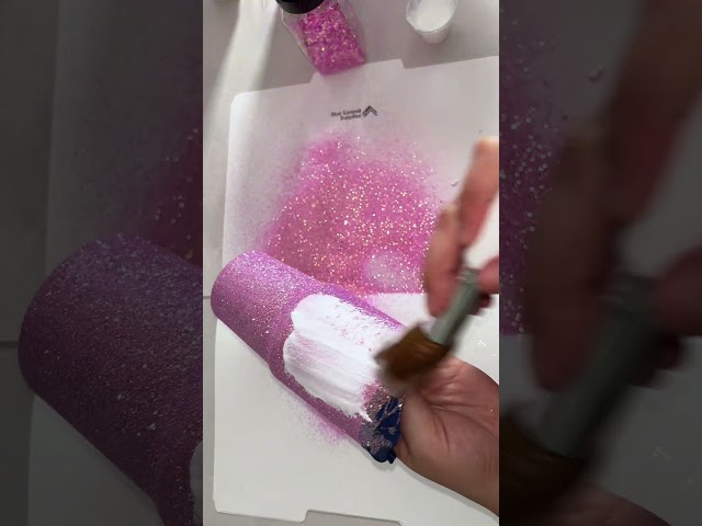Pink bubblegum glitter tumbler #glittertumblers