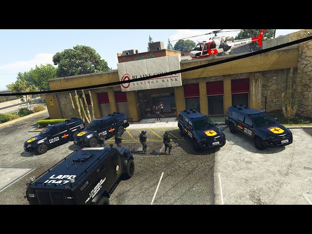 GTA V VIDA POLICIAL -EQUIPE DE ROTAM NA RUA - ASSALTO A BANCO COM REFÉM, CASA CAIU...