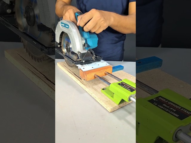 How to make a sliding wood cutter using a circular saw.