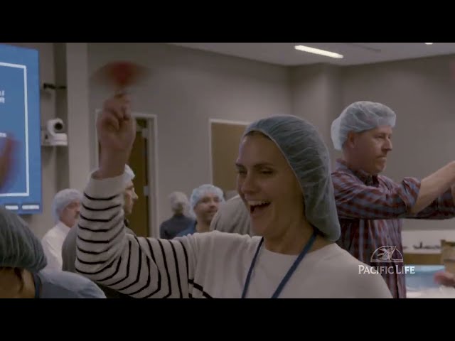 Week of Service 2022: Pacific Life Volunteers Positively Changed the Story for 9K+ Hungry Families