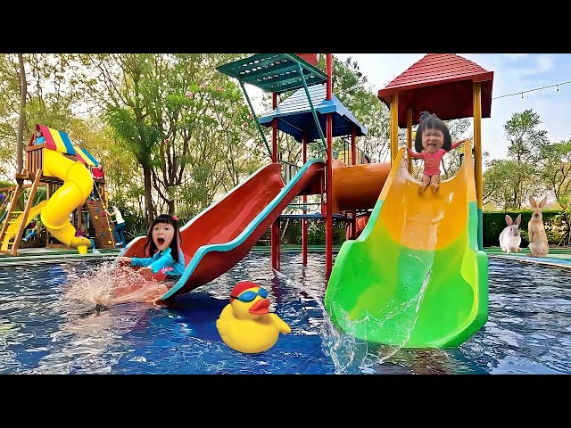 Main Perosotan Air Berenang di Waterpark dan Kasih Makan Kelinci - Playground Anak