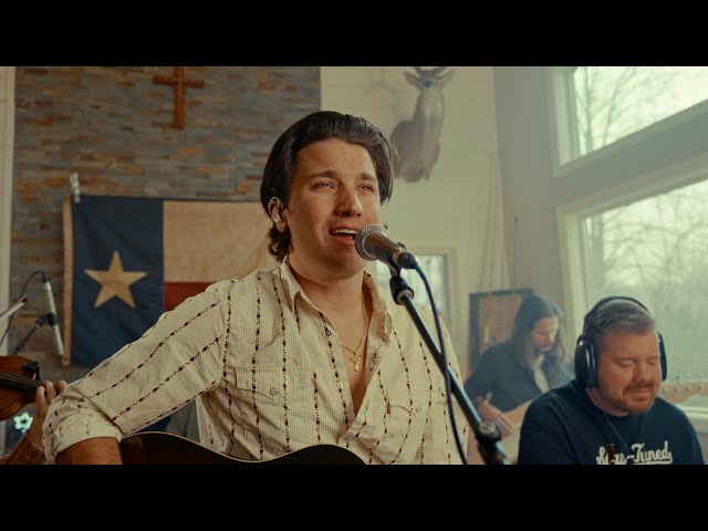 Drake Milligan - Dance Of A Lifetime (Living Room Sessions)