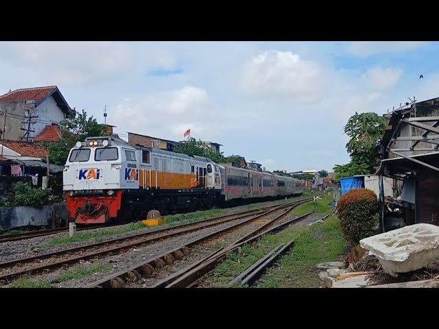 Argo Bromo Anggrek Memutar Via jalur selatan