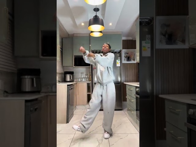 Famous kitchen 🔥 #peanuts #fyp #foryou #viralvideo #youtubeshorts