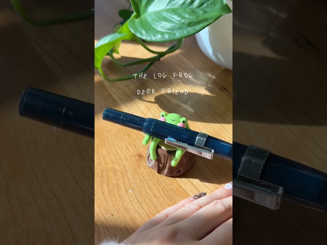 pack an order with me 🧚✨ #smallbusiness #polymerclay