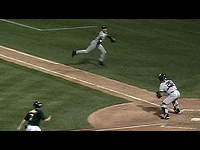 Derek Jeter makes "The Flip" to nab Giambi at the plate in the 2001 ALDS