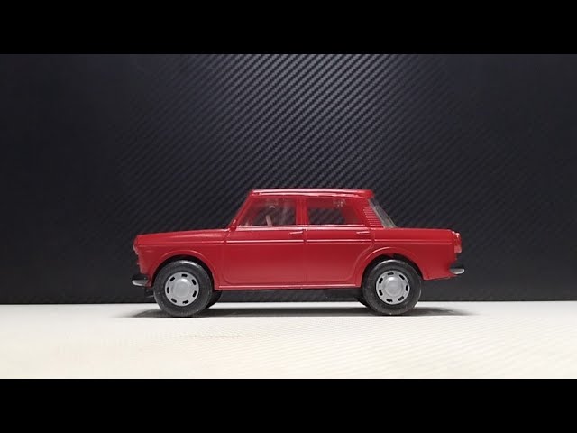 Kiddo World Fiat Padmini | Scale 1:24 