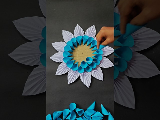 Unique paper wall hanging ❤️ #diy #wallhanging #papercraft #crafts