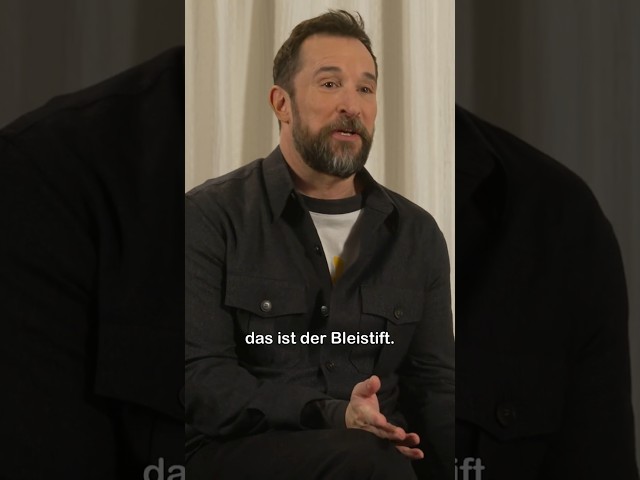 Noah Wyle speaking German 🇩🇪 #shorts