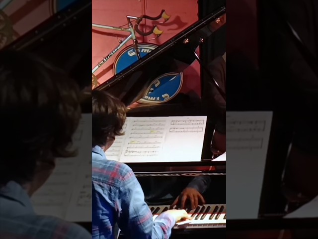 Bluesette — reharmonized version of Toots’ uplifting jazz waltz (Word Out) 💙 #shorts
