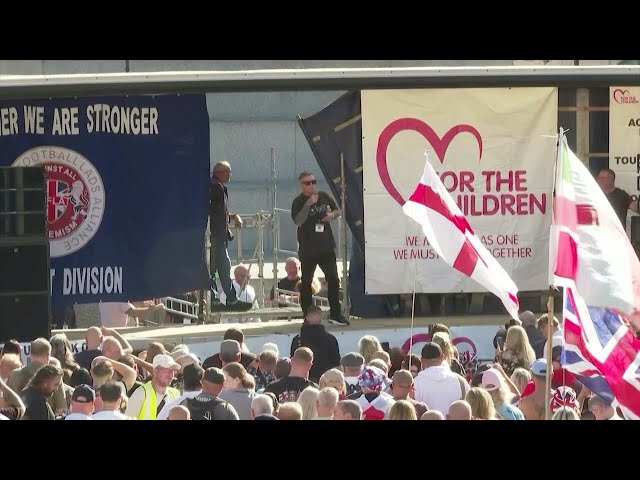 Protest at Trafalgar Square with Tommy Robinson, against the "cover-up" of grooming gangs | AFP