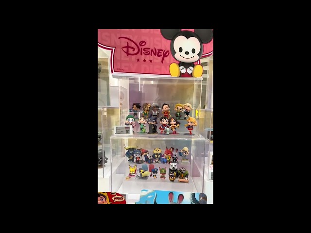 Exploring the Pop Mart Store at Le Louvre Paris 🇫🇷✨ | Designer Toys in the Heart of Art & Culture 🎨🧸