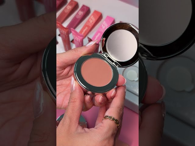POV: Du darfst die neuen wolfera Blushes testen 🥹